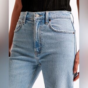 Abercrombie High Rise 90s Relaxed Jean